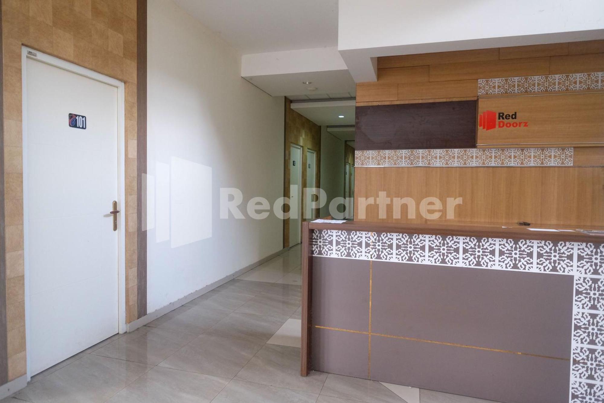 Garuda Guesthouse Yogyakarta Redpartner Ngaglik Bagian luar foto